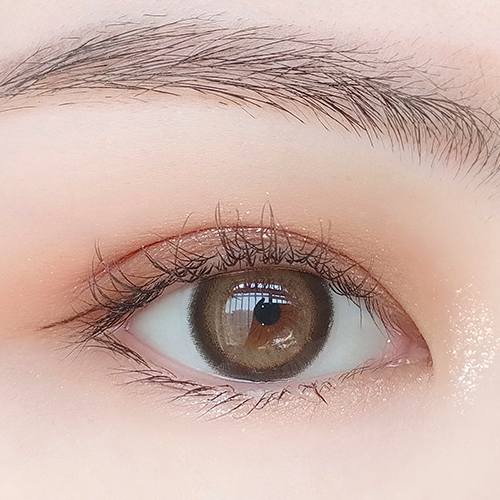 NANAVIEW - LAURA BROWN